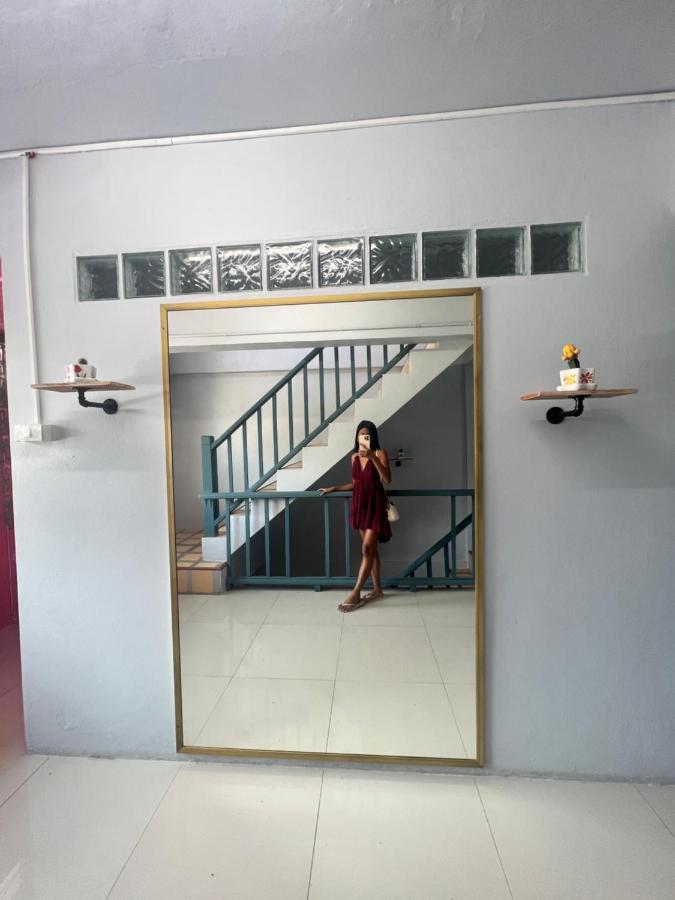 Arena Boutique Hotel Female Only Thong Sala Extérieur photo
