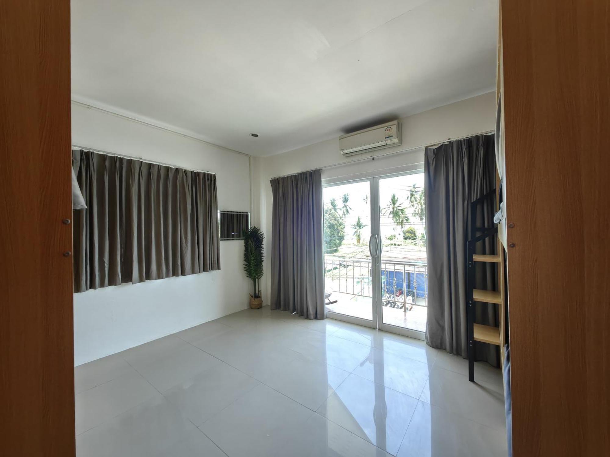 Arena Boutique Hotel Female Only Thong Sala Extérieur photo